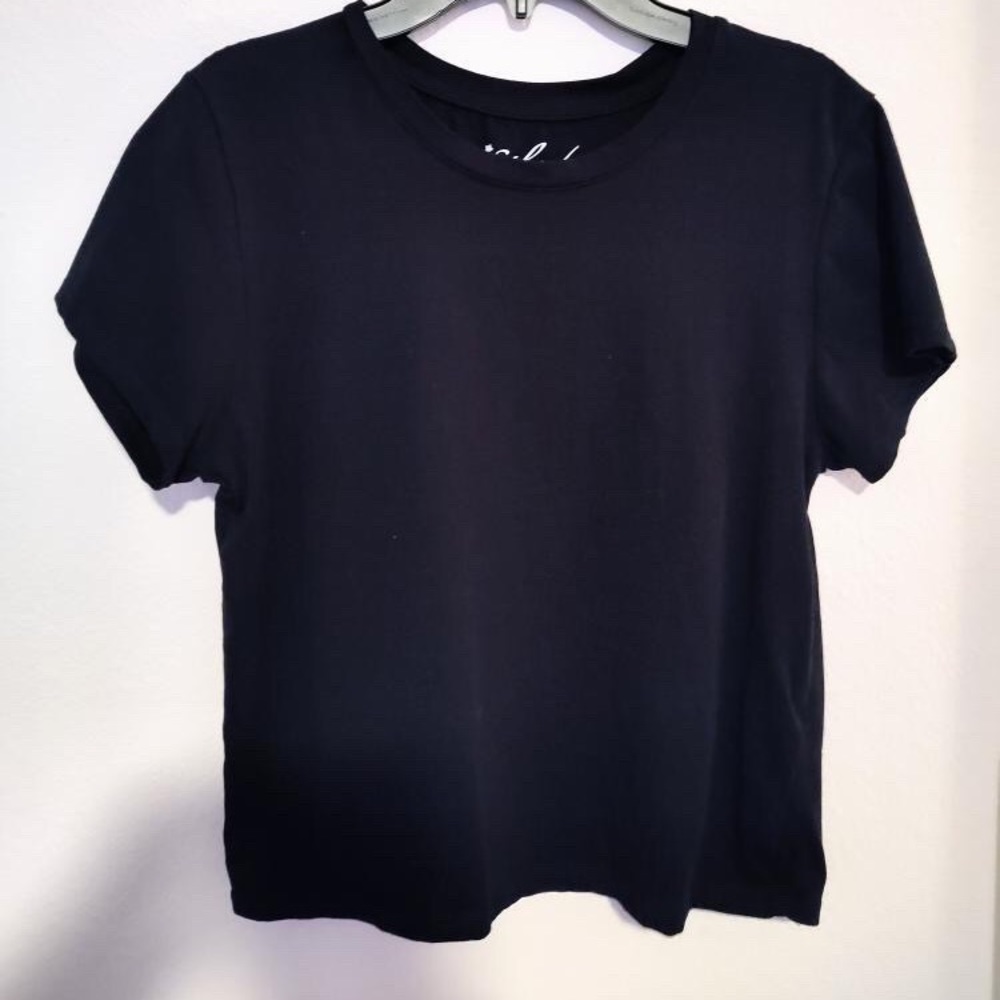 Black crop top